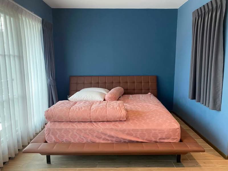 Baan Klang Muang Rama 9 (Motorway), Bangkok, New Bangkok-Chonburi Road, Suan Luang, Bangkok, 3 Bedrooms, 150 sqm, Single Detached House For Rent, by Khun Jane, 500449988 - DDproperty.com
