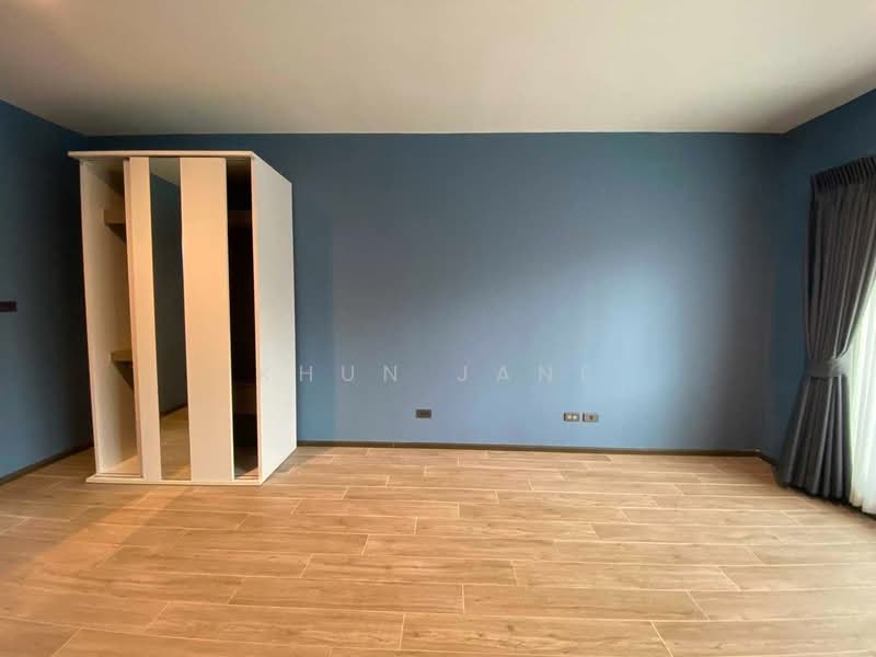 Baan Klang Muang Rama 9 (Motorway), Bangkok, New Bangkok-Chonburi Road, Suan Luang, Bangkok, 3 Bedrooms, 150 sqm, Single Detached House For Rent, by Khun Jane, 500449988 - DDproperty.com
