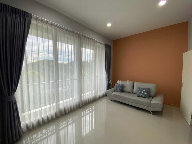 Baan Klang Muang Rama 9 (Motorway), Bangkok, New Bangkok-Chonburi Road, Suan Luang, Bangkok, 3 Bedrooms, 150 sqm, Single Detached House For Rent, by Khun Jane, 500449988 - DDproperty.com