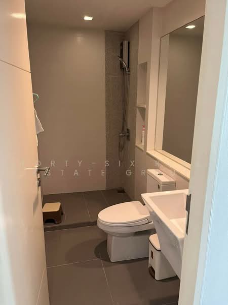 Baan Klang Muang Ratchayothin, Bangkok, 464 Phahonyothin Alley, Sena Nikhom, Chatuchak, Bangkok, 3 Bedrooms, 194 sqm, Townhouse For Sale, by Forty-Six Real Estate Group, 500450030 - DDproperty.com