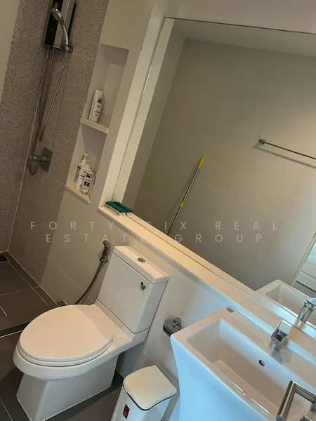 Baan Klang Muang Ratchayothin, Bangkok, 464 Phahonyothin Alley, Sena Nikhom, Chatuchak, Bangkok, 3 Bedrooms, 194 sqm, Townhouse For Sale, by Forty-Six Real Estate Group, 500450030 - DDproperty.com