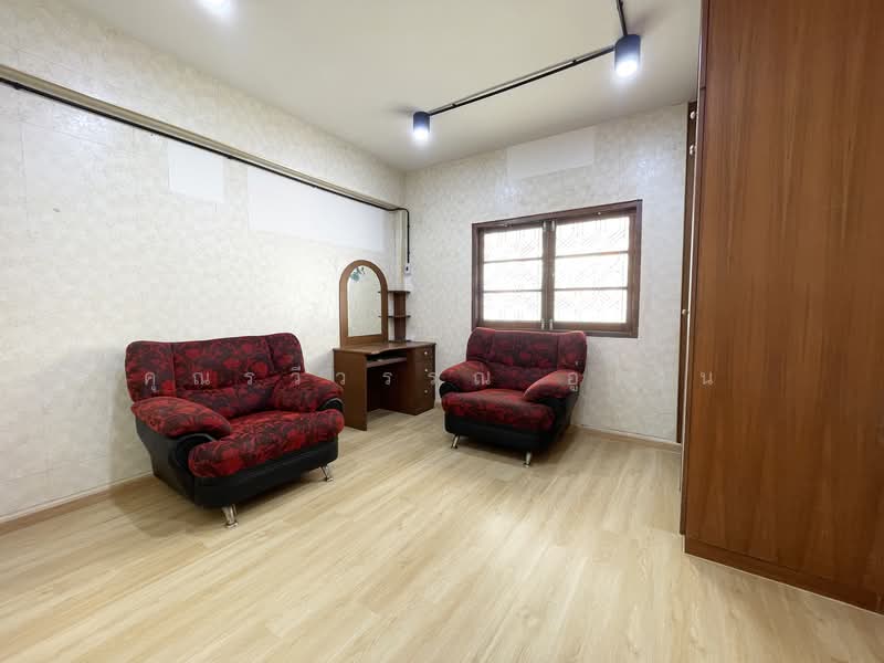 Chuan Chuen Bang Khen, Bangkok, Thung Song Hong, Lak Si, Bangkok, 6 Bedrooms, 255 sqm, Single Detached House For Rent, by คุณรวีวรรณ อู่เงิน, 500450039 - DDproperty.com