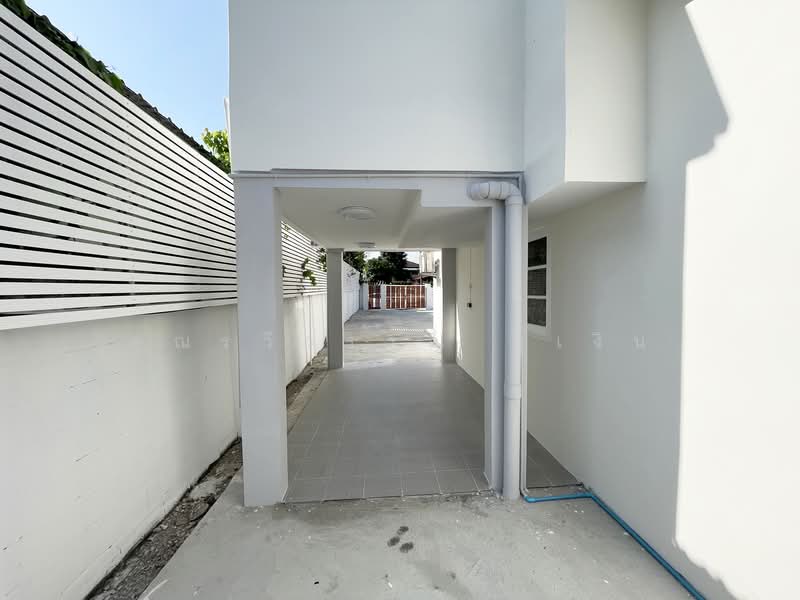Chuan Chuen Bang Khen, Bangkok, Thung Song Hong, Lak Si, Bangkok, 6 Bedrooms, 255 sqm, Single Detached House For Rent, by คุณรวีวรรณ อู่เงิน, 500450039 - DDproperty.com