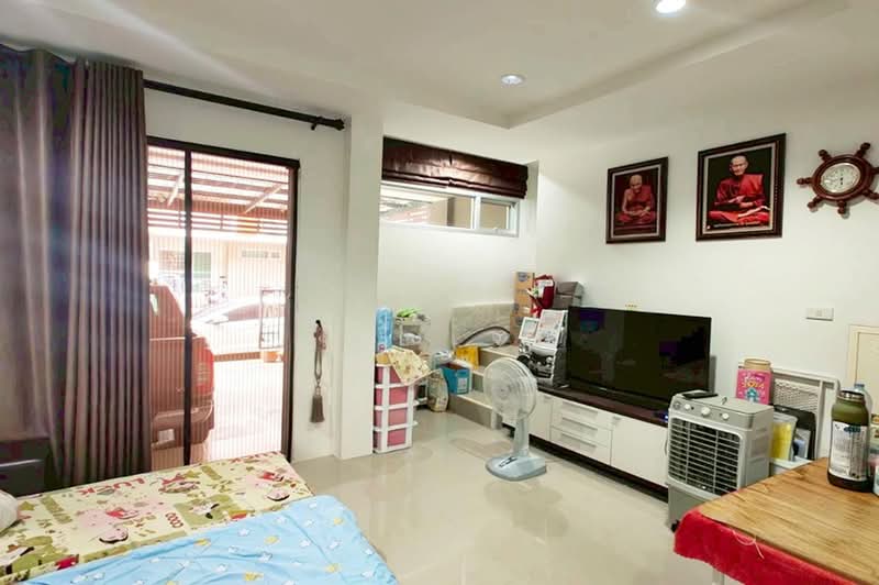 Ratchaphruek Suvarnabhumi-Ladkrabang Village, Bangkok, 397/183 Thanon Chalong Krung, Lam Pla Tiew, Lat Krabang, Bangkok, 3 Bedrooms, 140 sqm, Townhouse For Sale, by คุณเจ, 500450062 - DDproperty.com
