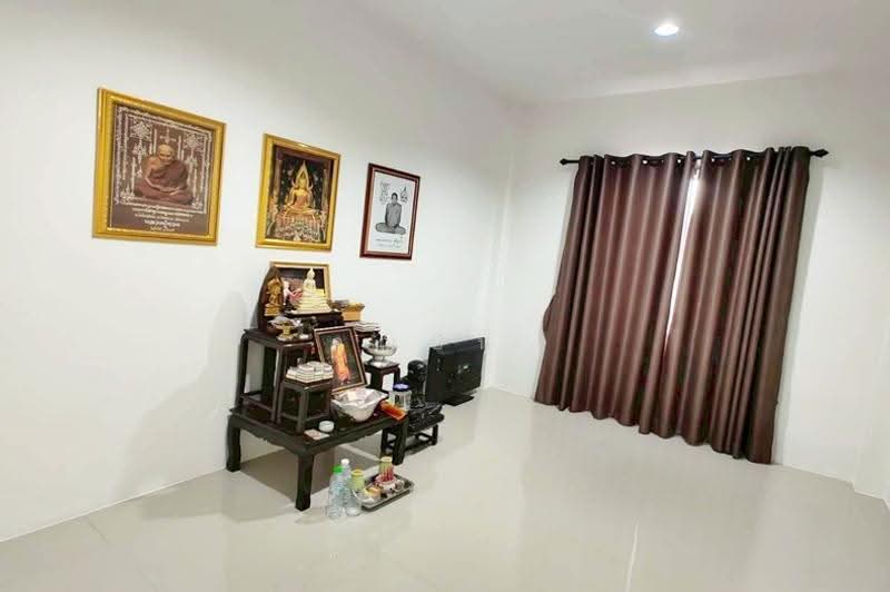 บ้านราชพฤกษ์ สุวรรณภูมิ-ลาดกระบัง : Ratchaphruek Suvarnabhumi-Ladkrabang Village, กรุงเทพ, 397/183 ถ.ฉลองกรุง, ลำปลาทิว, ลาดกระบัง, กรุงเทพ, 140 ตร.ม., ทาวน์เฮ้าส์ ขาย, โดย คุณปิ่น, 500450062 - DDproperty.com