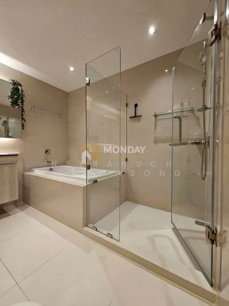 Vtara Sukhumvit 36, Bangkok, 118 Soi Saen Sabai, Phra Kanong, Khlong Toei, Bangkok, 1 Bedroom, 58 sqm, Condo For Sale, by Neeranuch Somprasong, 500450070 - DDproperty.com
