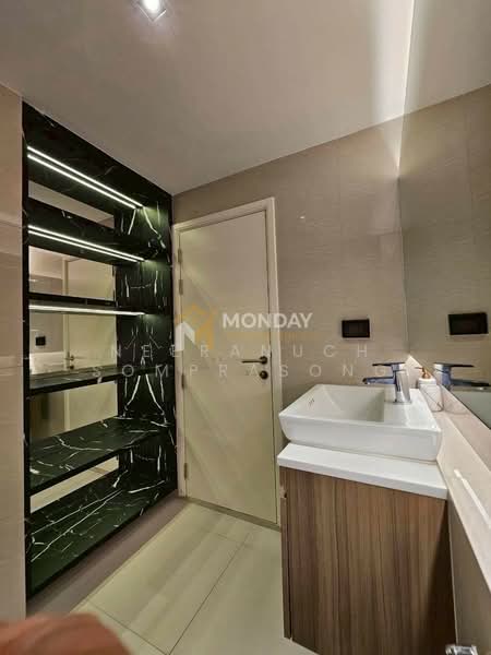 Vtara Sukhumvit 36, Bangkok, 118 Soi Saen Sabai, Phra Kanong, Khlong Toei, Bangkok, 1 Bedroom, 58 sqm, Condo For Sale, by Neeranuch Somprasong, 500450070 - DDproperty.com