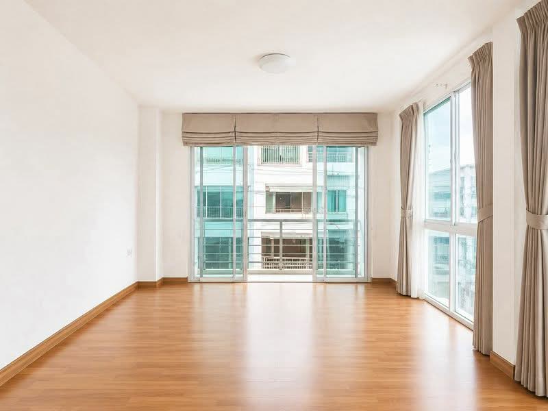 Lumpini Town Residence Ladprao Station, Bangkok, Jom Phon, Chatuchak, Bangkok, 3 Bedrooms, 191 sqm, Townhouse For Sale, by มาลี สุธน, 500450091 - DDproperty.com