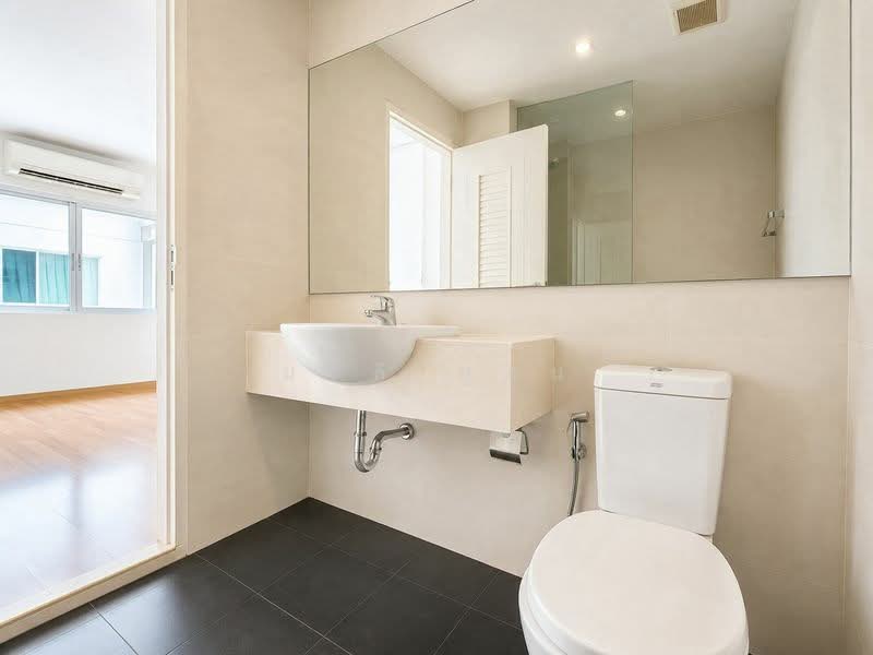 Lumpini Town Residence Ladprao Station, Bangkok, Jom Phon, Chatuchak, Bangkok, 3 Bedrooms, 191 sqm, Townhouse For Sale, by มาลี สุธน, 500450091 - DDproperty.com
