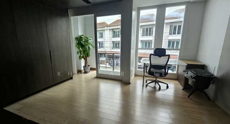 Baan Klang Muang S-Sense Rama 9-Ladprao, Bangkok, Soi Ladprao 84, Ladprao Road, Wang Thonglang, Bangkok, 3 Bedrooms, 180 sqm, Townhouse For Rent, by Khun Archie, 500450130 - DDproperty.com