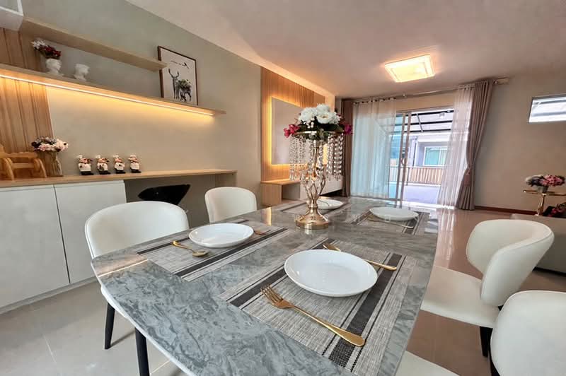 The Trust Town Wongwaen – Lam Luk Ka, Pathum Thani, Soi Bueng Kham Proi, Bung Kham Proi, Lam Luk Ka, Pathum Thani, 3 Bedrooms, 100 sqm, Townhouse For Sale, by สง่าชัย ไทรทองคำ, 500450142 - DDproperty.com