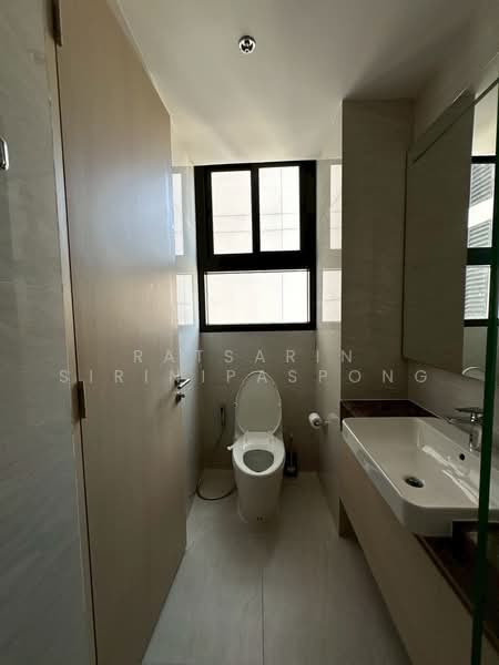 Noble State 39, Bangkok, 35 Soi Sukhumvit 39, Khlong Tan Nua, Watthana, Bangkok, 1 Bedroom, 42 sqm, Condo For Rent, by Ratsarin Sirinipaspong, 500450145 - DDproperty.com