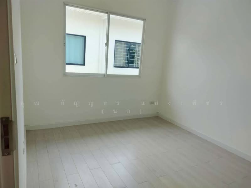 โมดิ วิลล่า รังสิต (Modi Villa Rangsit), Pathum Thani, ถนนรังสิต-ปทุมธานี, Suan Pring Thai, Muang Pathum Thani, Pathum Thani, 3 Bedrooms, 110 sqm, Townhouse For Sale, by คุณ ธัญญธร แสงเพ็ชร (นก), 500450148 - DDproperty.com