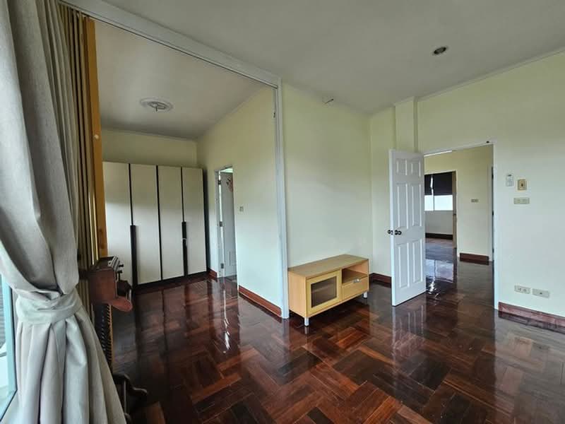 Baan Mak Mai Watcharapol, Bangkok, Sukhaphiban 5 Road, Soi 92, Sai Mai, Bangkok, 3 Bedrooms, 450 sqm, Single Detached House For Sale, by Wicharn Kaonah, 500450175 - DDproperty.com