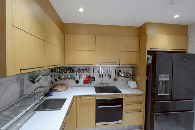 Baan Thanon Sarasin condominium, Bangkok, Sarasin, Lumphini, Pathum Wan, Bangkok, 2 Bedrooms, 93 sqm, Condo For Rent, by Thanyalak Premputtiphan, 500450182 - DDproperty.com