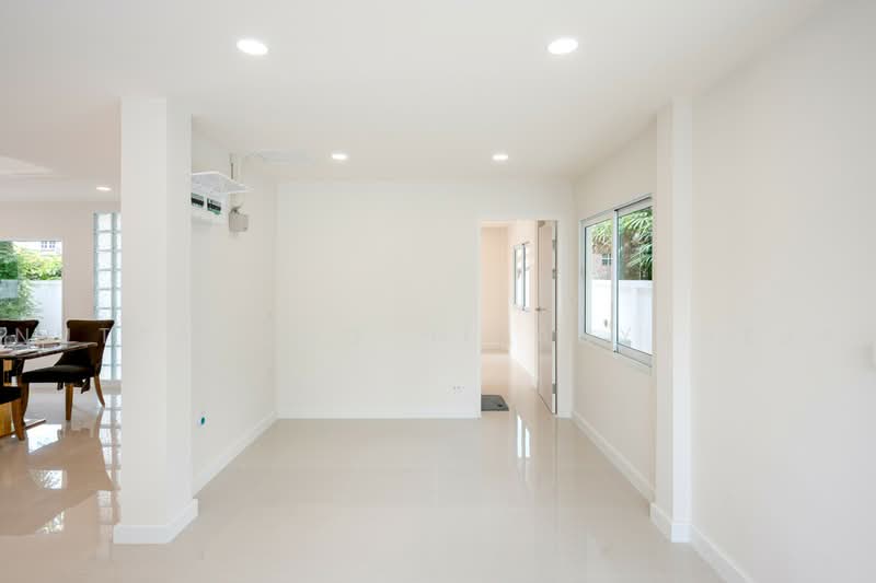 The Sunstone Home, Bangkok, Ramintra 34, Tha Rang, Bang Khen, Bangkok, 4 Bedrooms, 180 sqm, Single Detached House For Sale, by Nuttapong Hiranyaveja, 500450187 - DDproperty.com