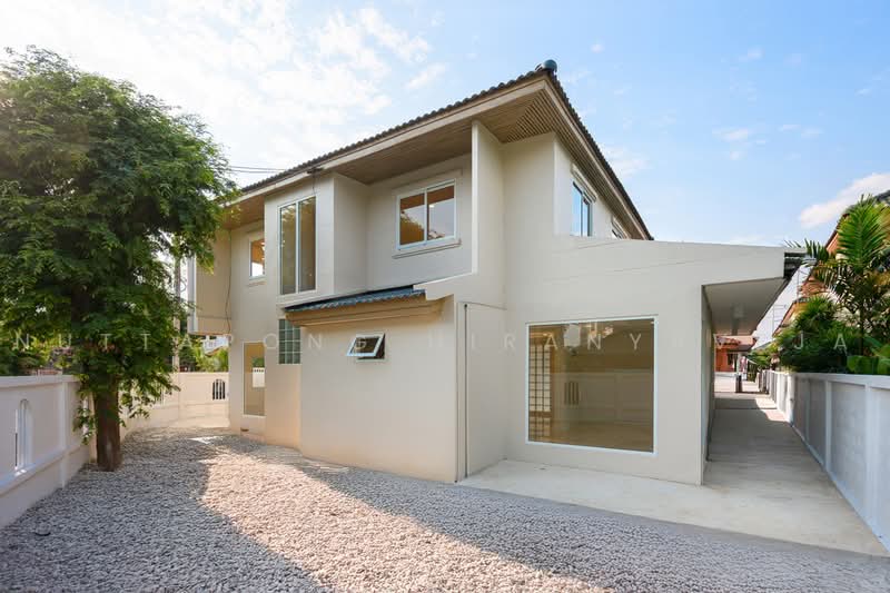 The Sunstone Home, Bangkok, Ramintra 34, Tha Rang, Bang Khen, Bangkok, 4 Bedrooms, 180 sqm, Single Detached House For Sale, by Nuttapong Hiranyaveja, 500450187 - DDproperty.com