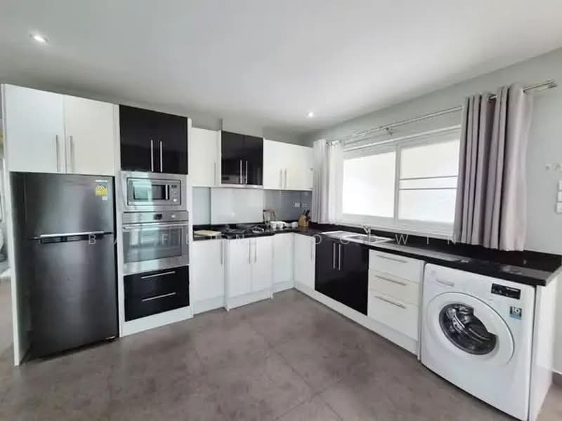 Tudor Court, Chon Buri (Pattaya), Soi Pratumnak 6, Nong Pru, Bang Lamung (Pattaya), Chon Buri (Pattaya), 2 Bedrooms, 170 sqm, Condo For Sale, by Baifern Goodwin, 500450210 - DDproperty.com