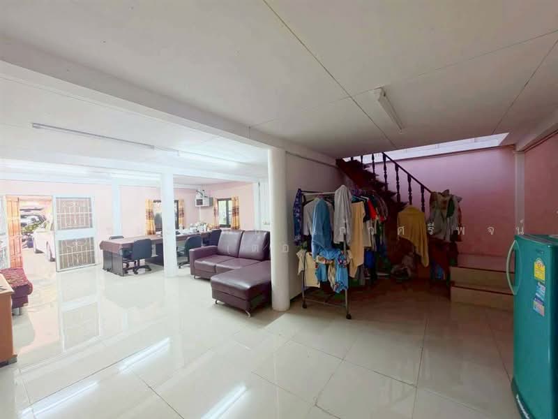 ที่ดิน + บ้าน 2 ชั้น 300 ตร.ว. ใกล้สำนักงานเขตสายไหม ซอยสุขาภิบาล5 ซอย70, กรุงเทพ, ถนนรามอินทรา, ออเงิน, สายไหม, กรุงเทพ, 1,200 ตร.ม., ที่ดิน ขาย, โดย คุณ ชนะพันธุ์ แก้วศรีพจน์ (ต่อ), 500450282 - DDproperty.com