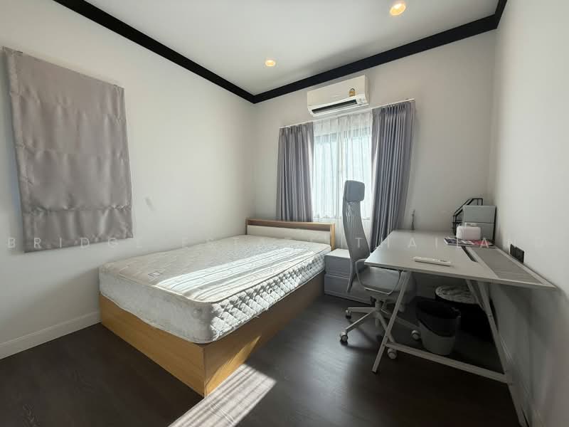 Setthasiri-Krungthep Kreetha 2, Bangkok, Krungthep Kreetha Road, Hua Mak, Bang Kapi, Bangkok, 4 Bedrooms, 250 sqm, Single Detached House For Rent, by Bridge Estate Thailand, 500450299 - DDproperty.com