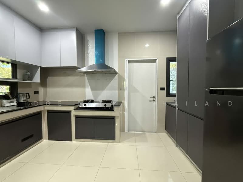 Setthasiri-Krungthep Kreetha 2, Bangkok, Krungthep Kreetha Road, Hua Mak, Bang Kapi, Bangkok, 4 Bedrooms, 250 sqm, Single Detached House For Rent, by Bridge Estate Thailand, 500450299 - DDproperty.com