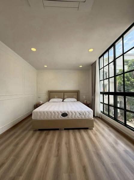ทาวน์โฮม เอกมัยซอย12, bangkok, เอกมัย, Phra Kanong Nua, Watthana, Bangkok, 4 Bedrooms, 400 sqm, Townhouse For Rent, by กมลกร ดาวลอย, 500450375 - DDproperty.com