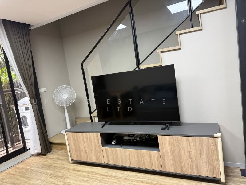 Blossom Condo @ Sathorn-Charoenrat, Bangkok, Charoen Rat Road, Thung Wat Don, Sathon, Bangkok, 1 Bedroom, 55 sqm, Condo For Rent, by Super B Estate Co., Ltd, 500450383 - DDproperty.com