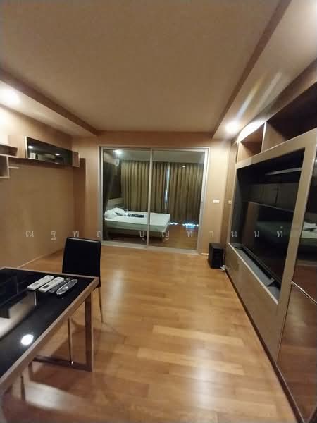 Abstracts Phahonyothin Park, Bangkok, 1076 Phahonyothin Road, Jom Phon, Chatuchak, Bangkok, 1 Bedroom, 38 sqm, Condo For Sale, by ณฐพล บุญทานนท์, 500450384 - DDproperty.com