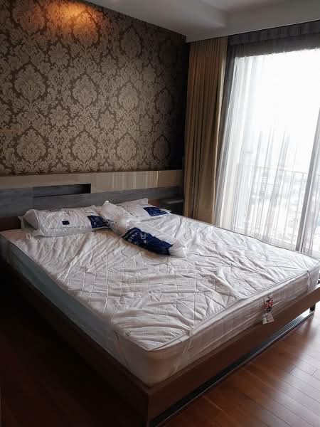 Abstracts Phahonyothin Park, Bangkok, 1076 Phahonyothin Road, Jom Phon, Chatuchak, Bangkok, 1 Bedroom, 38 sqm, Condo For Sale, by ณฐพล บุญทานนท์, 500450384 - DDproperty.com