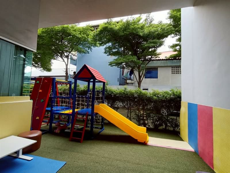 Chewathai Ramkamhaeng, Bangkok, 2849 Ramkhamhaeng Road, Hua Mak, Bang Kapi, Bangkok, 1 Bedroom, 30 sqm, Condo For Sale, by คุณ ณิชาภัทร พลอยแดง (นิว), 500450397 - DDproperty.com