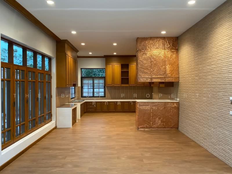 บ้านเดี่ยวพร้อมที่ดินหนองรี ชลบุรี, Chon Buri (Pattaya), Nong Ri, Muang Chon Buri, Chon Buri (Pattaya), 5 Bedrooms, 200 sqm, Single Detached House For Sale, by The Best Property ตุ๊กตา, 500450429 - DDproperty.com