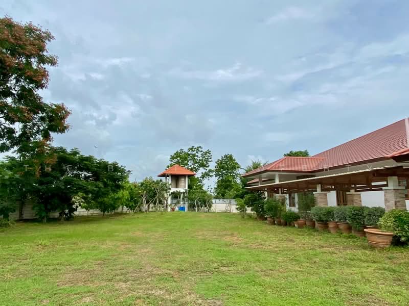 บ้านเดี่ยวพร้อมที่ดินหนองรี ชลบุรี, Chon Buri (Pattaya), Nong Ri, Muang Chon Buri, Chon Buri (Pattaya), 5 Bedrooms, 200 sqm, Single Detached House For Sale, by The Best Property ตุ๊กตา, 500450429 - DDproperty.com