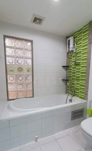 The Link Sukhumvit 50, Bangkok, Soi Sukhumvit 50, Sukhumvit Road, Phra Kanong, Khlong Toei, Bangkok, 2 Bedrooms, 71 sqm, Condo For Rent, by Natlyn Kongsapook, 500450445 - DDproperty.com