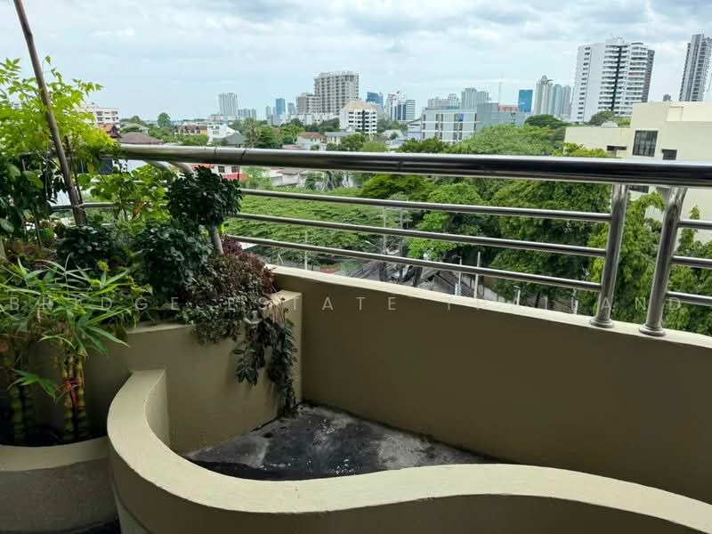 Supreme Ville Condominium, Bangkok, Yenakat, Thung Maha Mek, Sathon, Bangkok, 2 Bedrooms, 118 sqm, Condo For Rent, by Bridge Estate Thailand, 500450447 - DDproperty.com