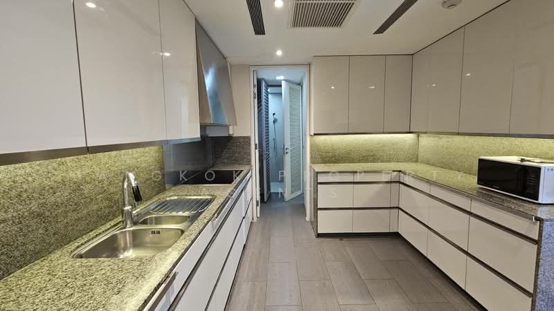 The Met Sathorn, Bangkok, 123 South Sathorn Road, Thung Maha Mek, Sathon, Bangkok, 3 Bedrooms, 250 sqm, Condo For Rent, by BANGKOK PROPERTY AGENTS, 500450548 - DDproperty.com