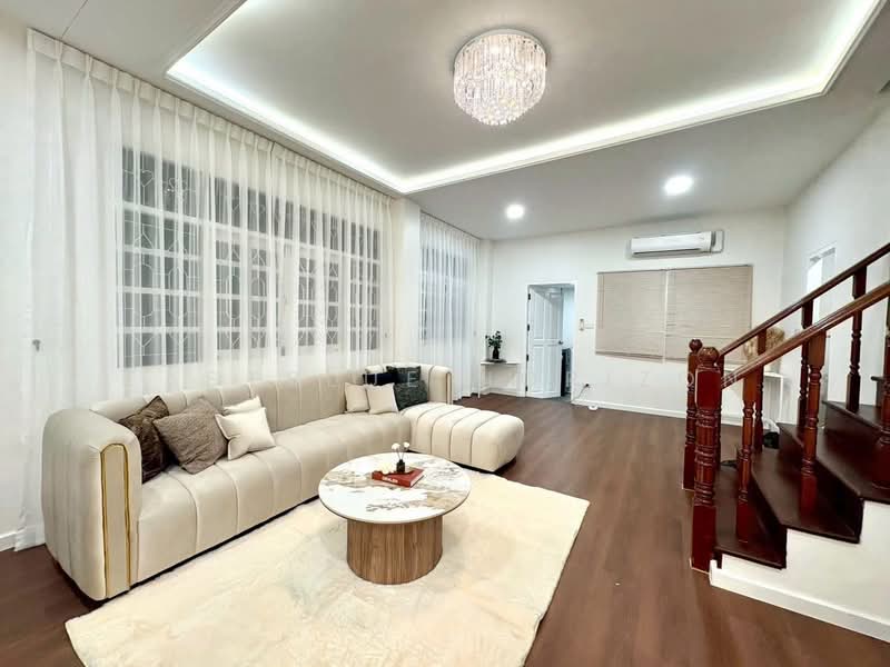 Townhouse Area Ratchada, กรุงเทพ, ห้วยขวาง, กรุงเทพ, 400 ตร.ม., ทาวน์เฮ้าส์ ให้เช่า, โดย Eastblue Horizon, 500450560 - DDproperty.com