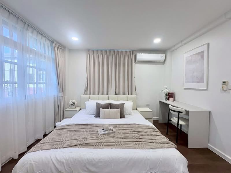 Townhouse Area Ratchada, กรุงเทพ, ห้วยขวาง, กรุงเทพ, 400 ตร.ม., ทาวน์เฮ้าส์ ให้เช่า, โดย Eastblue Horizon, 500450560 - DDproperty.com