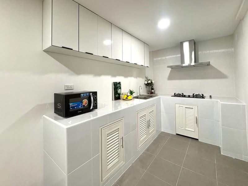 Townhouse Area Ratchada, กรุงเทพ, ห้วยขวาง, กรุงเทพ, 400 ตร.ม., ทาวน์เฮ้าส์ ให้เช่า, โดย Eastblue Horizon, 500450560 - DDproperty.com