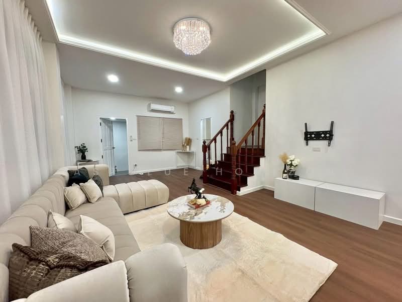 Townhouse Area Ratchada, Bangkok, Huai Khwang, Bangkok, 5 Bedrooms, 400 sqm, Townhouse For Rent, by Eastblue Horizon, 500450560 - DDproperty.com