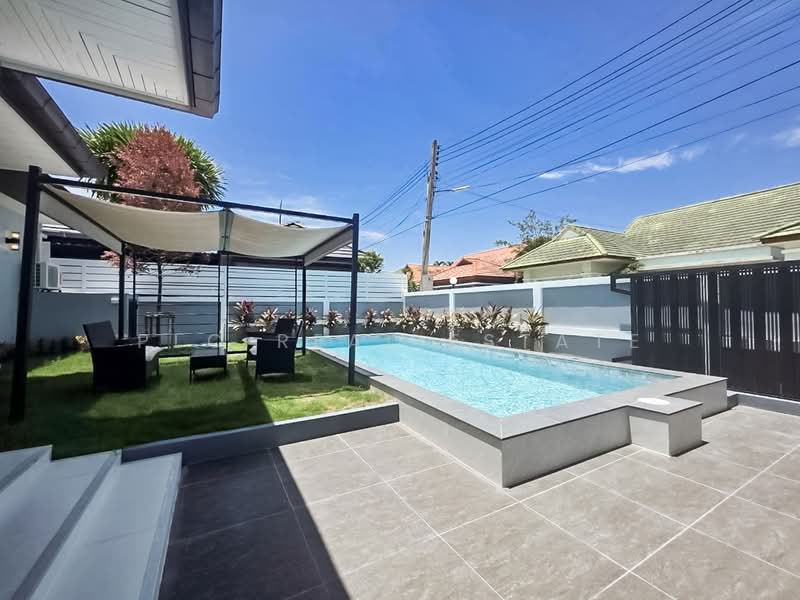 Modern Pool Villa for Sale Siam Country Club East Pattaya, Chon Buri (Pattaya), Bang Lamung, Bang Lamung (Pattaya), Chon Buri (Pattaya), 3 Bedrooms, 360 sqm, Villa For Sale, by PLC real estate, 500450569 - DDproperty.com