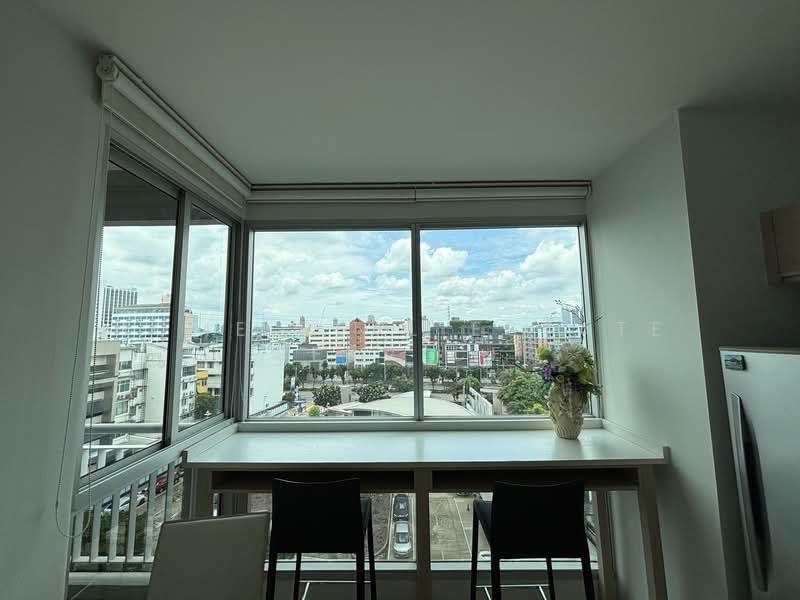 Rhythm Ratchada-Huaikwang, Bangkok, 218 Ratchadaphisek Road, Huai Khwang, Bangkok, 1 Bedroom, 46 sqm, Condo For Sale, by HOME Real Estate Service, 500450570 - DDproperty.com
