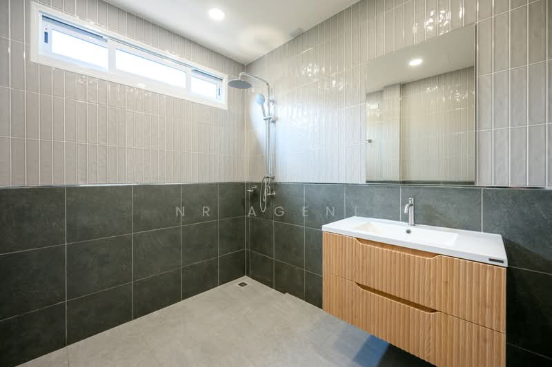 Thong Sathit Villa 5, Bangkok, 29 แยก 4 Prasert Manukit Soi 29, Yaek 4, Chorake Bua, Lat Phrao, Bangkok, 4 Bedrooms, 189 sqm, Single Detached House For Sale, by NR AGENT, 500450585 - DDproperty.com