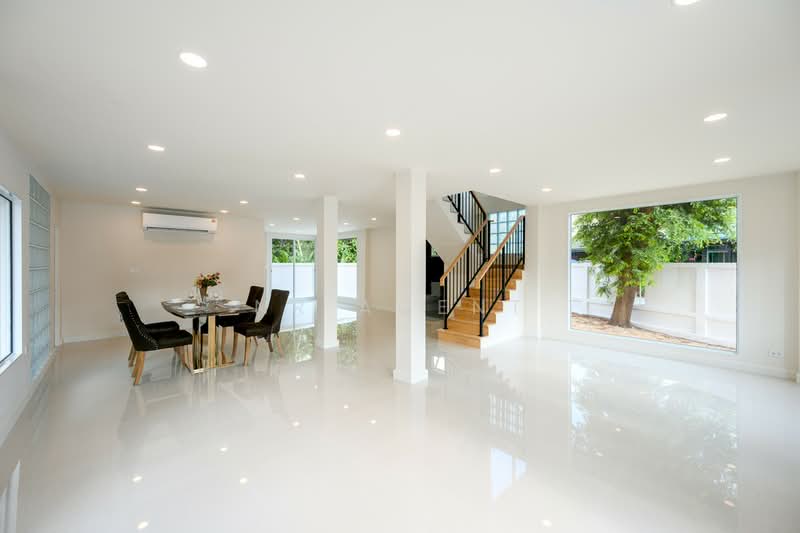 Thong Sathit Villa 5, Bangkok, 29 แยก 4 Prasert Manukit Soi 29, Yaek 4, Chorake Bua, Lat Phrao, Bangkok, 4 Bedrooms, 189 sqm, Single Detached House For Sale, by NR AGENT, 500450585 - DDproperty.com