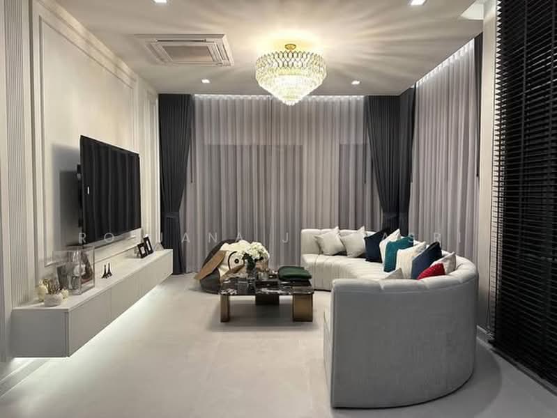 Grand Bangkok Boulevard Krungthepkritha : แกรนด์ บางกอก บูเลอวาร์ด กรุงเทพกรีฑา, กรุงเทพ, ถนน ศรีนครินทร์-ร่มเกล้า, คลองสามประเวศ, ลาดกระบัง, กรุงเทพ, 604 ตร.ม., บ้านเดี่ยว ให้เช่า, โดย Rojjana Jindasri, 500450597 - DDproperty.com