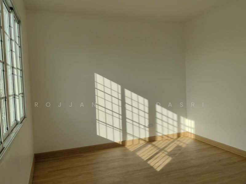4-BR Townhouse, Bangkok, Bang Na Tai, Bang Na, Bangkok, 4 Bedrooms, 300 sqm, Townhouse For Rent, by Rojjana Jindasri, 500450601 - DDproperty.com