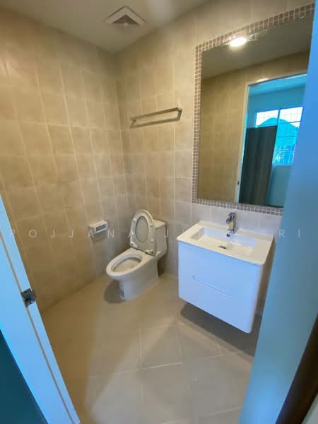 4-BR Townhouse, Bangkok, Bang Na Tai, Bang Na, Bangkok, 4 Bedrooms, 300 sqm, Townhouse For Rent, by Rojjana Jindasri, 500450601 - DDproperty.com