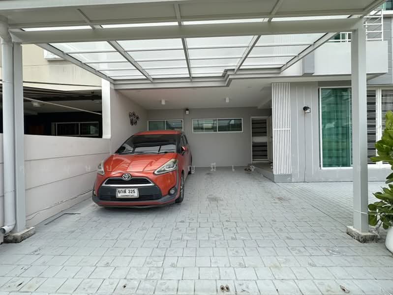 The Estate Srinakarin 1, Bangkok, Soi On Nut 46, Suan Luang, Bangkok, 4 Bedrooms, 186 sqm, Townhouse For Sale, by คุณบุษบง บุญมีเจริญพันธ์, 500450605 - DDproperty.com