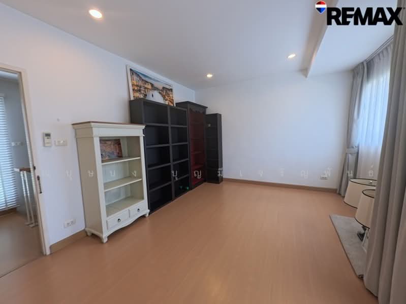 The Estate Srinakarin 1, Bangkok, Soi On Nut 46, Suan Luang, Bangkok, 4 Bedrooms, 186 sqm, Townhouse For Sale, by คุณบุษบง บุญมีเจริญพันธ์, 500450605 - DDproperty.com