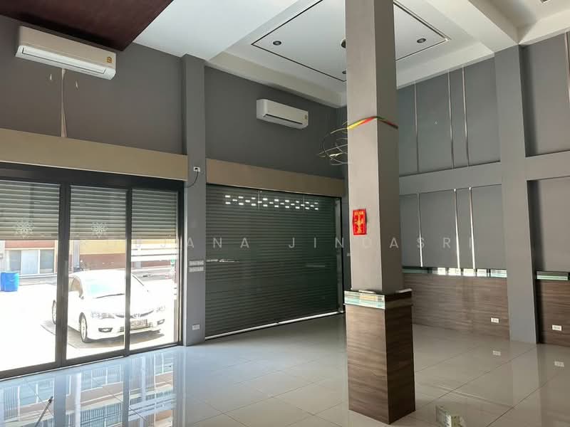 ทาวน์เฮ้าส์ 4-ห้องนอน, กรุงเทพ, บางขุนเทียน, จอมทอง, กรุงเทพ, 160 ตร.ม., ทาวน์เฮ้าส์ ให้เช่า, โดย Rojjana Jindasri, 500450608 - DDproperty.com