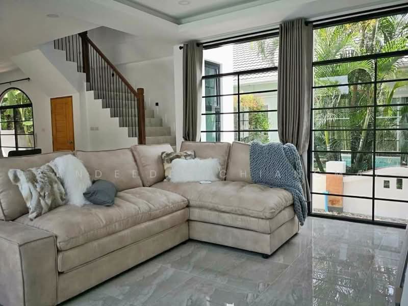 Luxury Pool Villa for Rent near 89 Plaza, Chiang Mai Rental Price: 52,000 THB / month No.15P013, Chiang Mai, Nong Hoi, Muang Chiang Mai, Chiang Mai, 4 Bedrooms, 210 sqm, Single Detached House For Rent, by Baandeedee Chiangmai, 500450663 - DDproperty.com